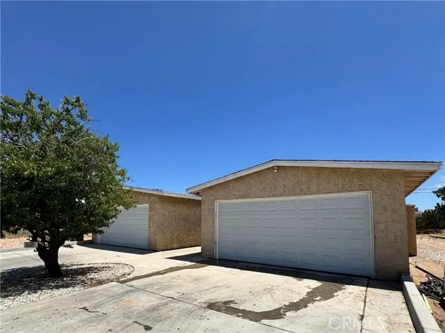 16209 Juniper Street, Hesperia, CA 92345 - #2