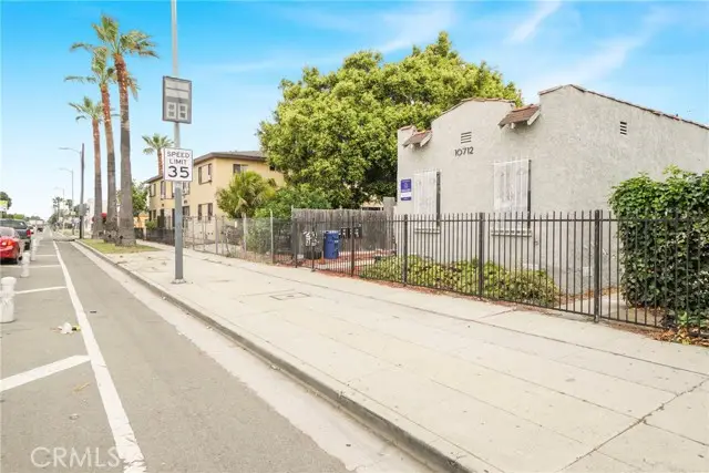 10714 Broadway, Los Angeles, CA 90061 - #3