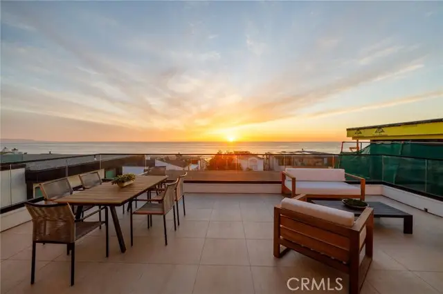 213 Bayview Drive, Manhattan Beach, CA 90266 - #1