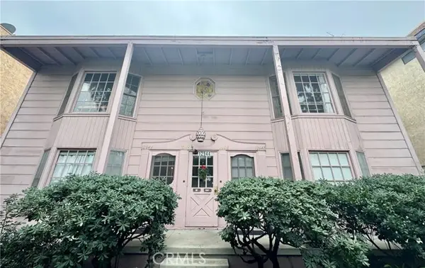 12944 Riverside Drive, Sherman Oaks, CA 91423