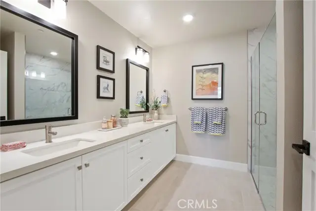 927 Deep Valley Drive  #124, Rolling Hills Estates, CA 90274 - Image #2