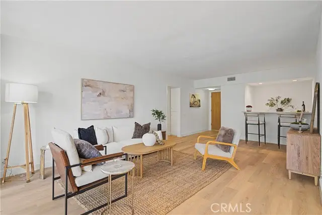 4915 Tyrone  #126, Sherman Oaks, CA 91423 - #3