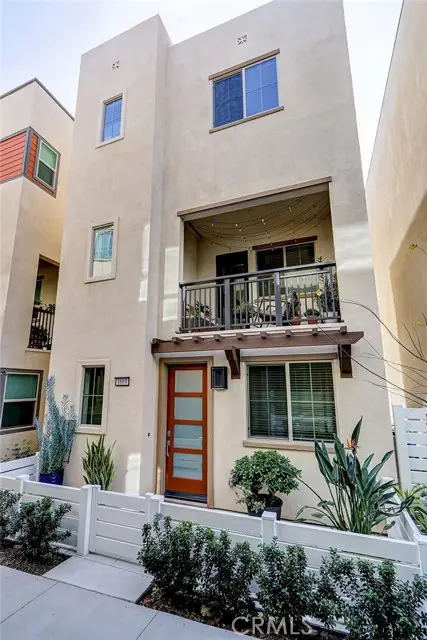 1669 Yorktown, San Pedro, CA 90732