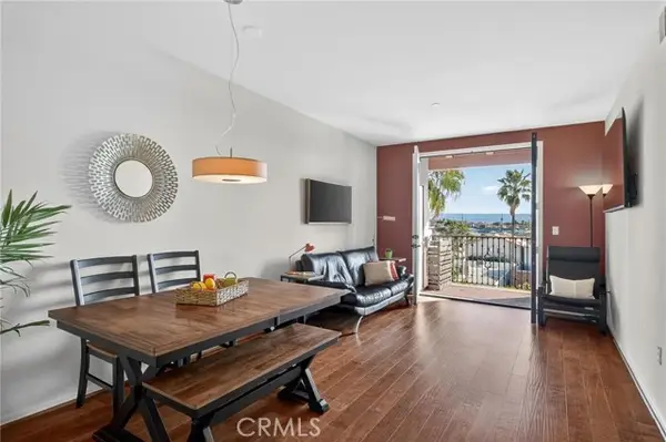 2001 Artesia  #403, Redondo Beach, CA 90278