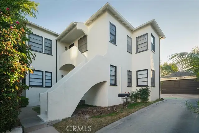 1226 Dunsmuir, Los Angeles, CA 90019 - #1