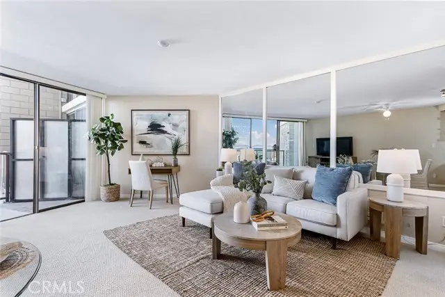 531 Esplanade  #303, Redondo Beach, CA 90277 - #2