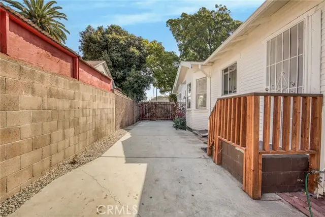 2947 West Blvd, Los Angeles, CA 90016 - #3