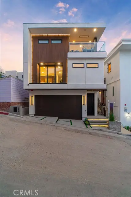 214 El Porto Street, Manhattan Beach, CA 90266 - #1