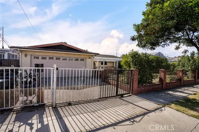 11925 Truro Avenue, Hawthorne, CA 90250 - #2