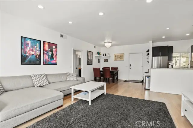 2263 Fox Hills Drive  #203, Los Angeles, CA 90064 - #3