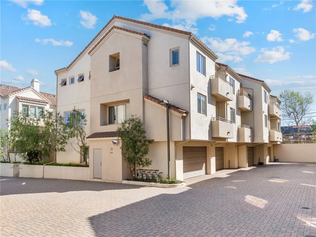 305 Kansas Street  #D, El Segundo, CA 90245 - #1