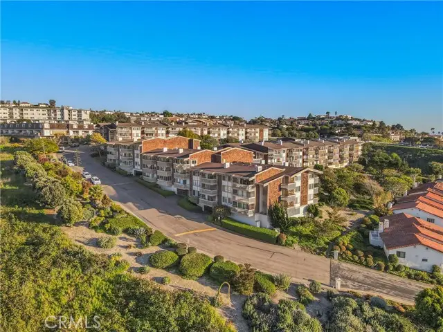 6542 Ocean Crest Drive  #D204, Rancho Palos Verdes, CA 90275 - #2