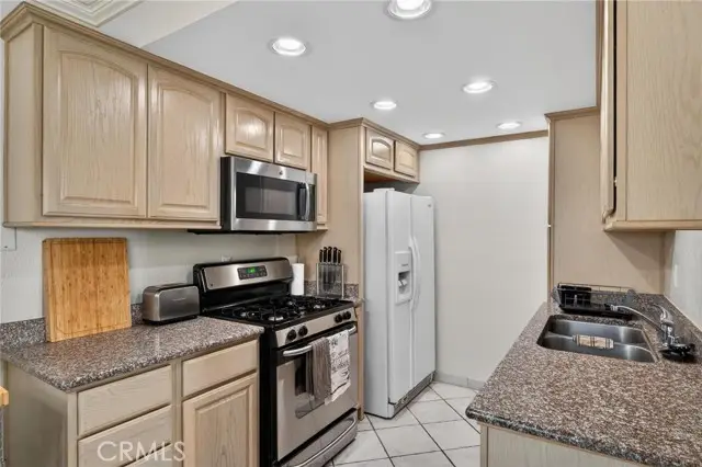 20545 Vermont Avenue  #3, Torrance, CA 90502 - #2