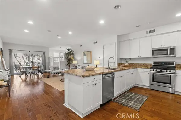 5540 Strand  #201, Hawthorne, CA 90250