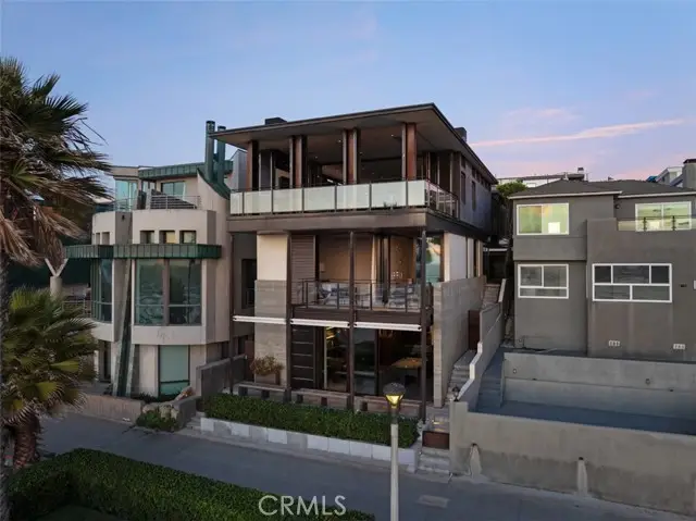 3216 The Strand, Manhattan Beach, CA 90266 - #3