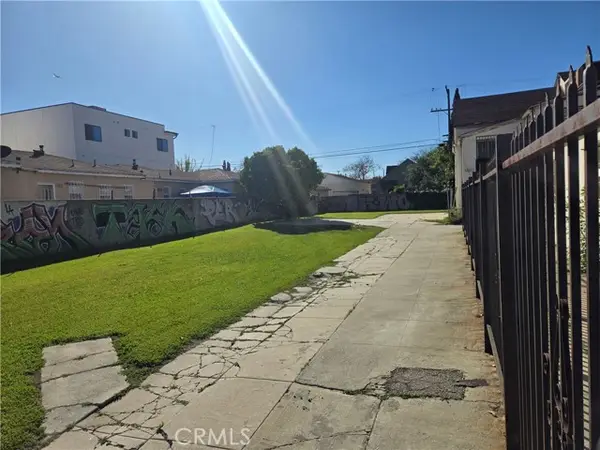 7411 Normandie, Los Angeles, CA 90044