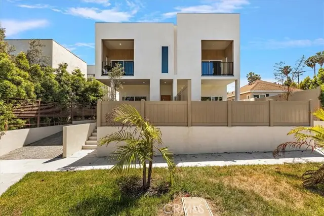 642 Fairview Boulevard  #A, Inglewood, CA 90302 - #3