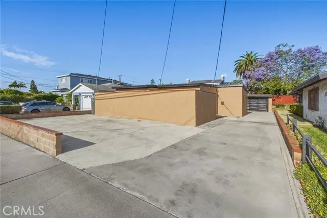 217 Aviation, Manhattan Beach, CA 90266 - #1
