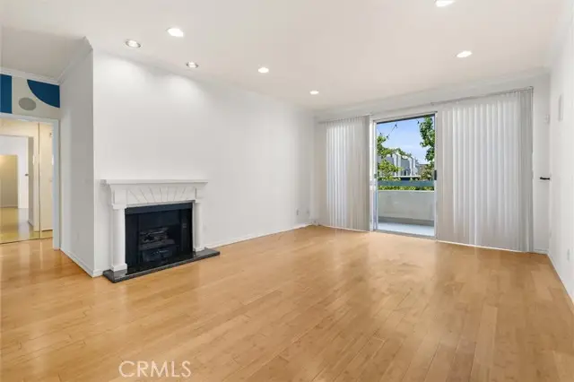11225 Peach Grove  #203, North Hollywood, CA 91601 - #2