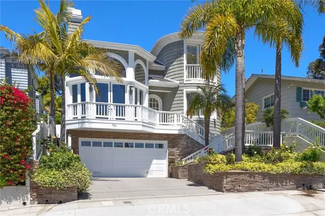 721 Marine Avenue, Manhattan Beach, CA 90266 - #2