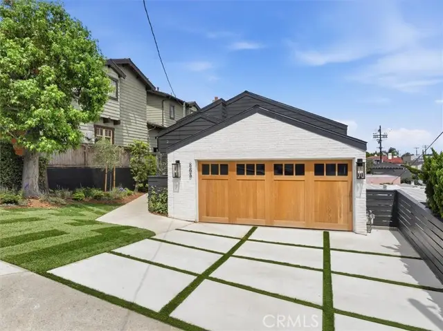 865 10th Street, Manhattan Beach, CA 90266 - #1