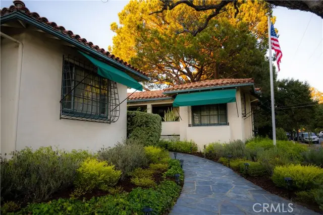 103 Micheltorena Street, Santa Barbara, CA 93101 - #3