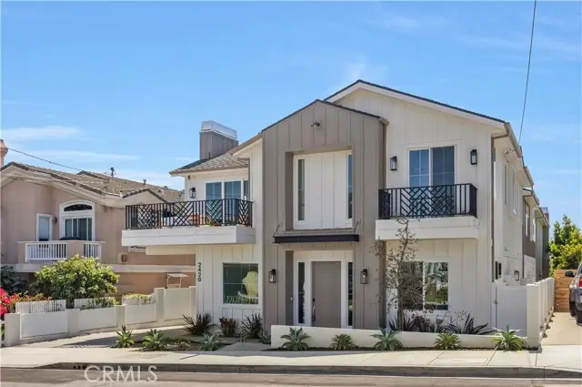 2420 Ives Lane  #B, Redondo Beach, CA 90278 - #2