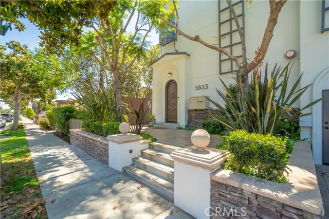 3833 Huron Ave.  #1, Culver City, CA 90232 - #1