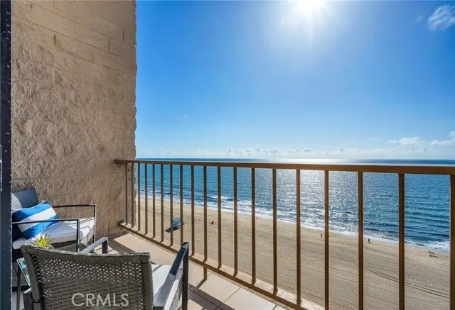 727 Esplanade  #306, Redondo Beach, CA 90277 - #3