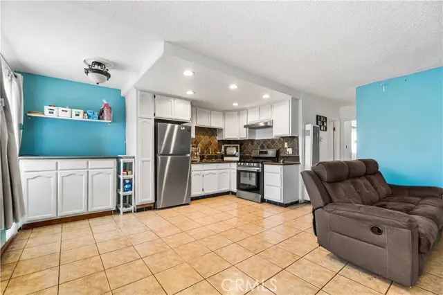 3325 Santa Fe Avenue  #110, Long Beach, CA 90810 - #2