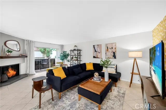 15020 Victory Boulevard  #104, Van Nuys, CA 91411 - #1