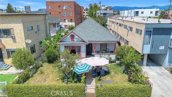 2261 15th Street, Los Angeles, CA 90006