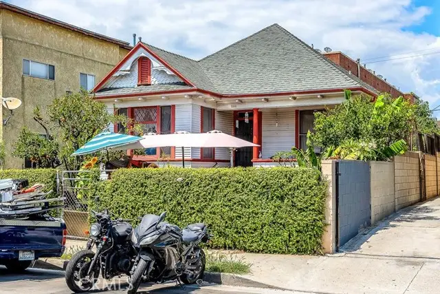 2261 15th Street, Los Angeles, CA 90006 - #2