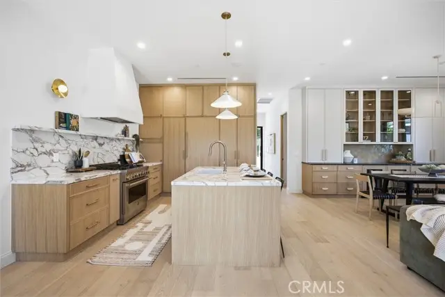 4221 Sunnyside Avenue, Los Angeles, CA 90066 - #2