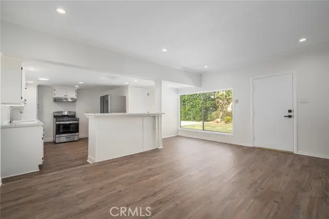 1228 Dunsmuir, Los Angeles, CA 90019 - #3