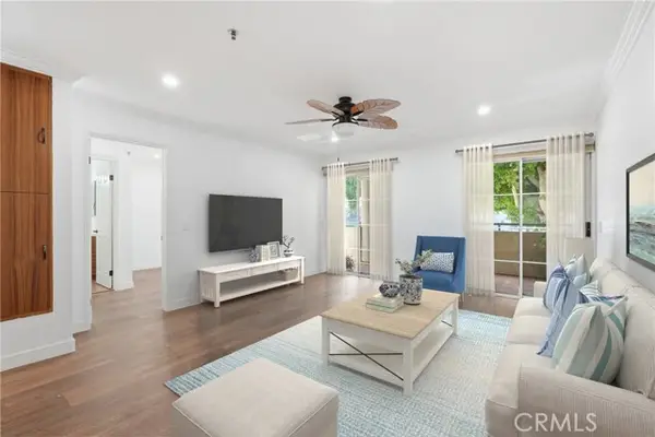 801 Pine  #104, Long Beach, CA 90813