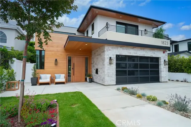 1823 8th Street, Manhattan Beach, CA 90266 - #1