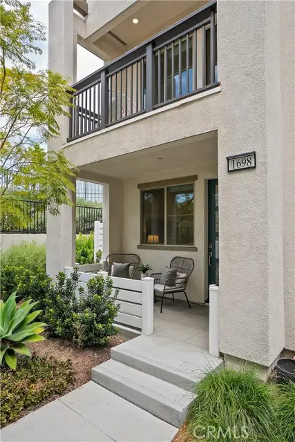 1698 Lexington Lane, San Pedro, CA 90732