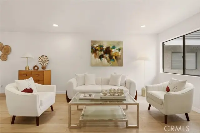 633 Hardin Drive  #3, Inglewood, CA 90302 - #3