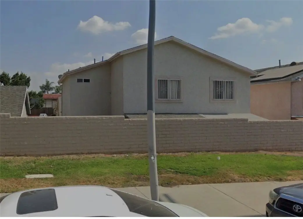 12120 Terra Bella, Pacoima, CA 91331 - #1