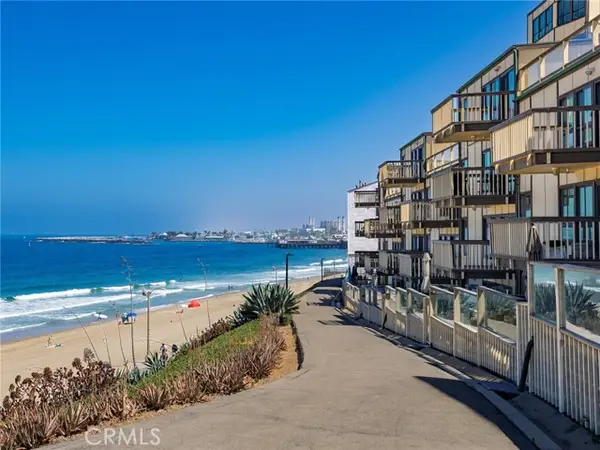 625 Esplanade  #29, Redondo Beach, CA 90277