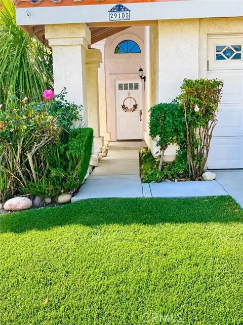 29105 Marilyn Drive, Canyon Country, CA 91387 - #2
