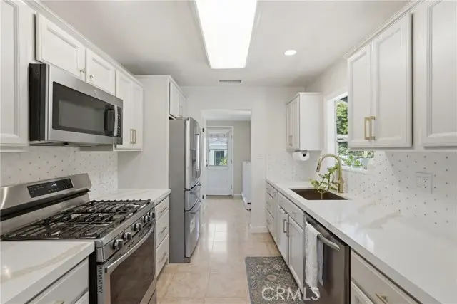 4175 172nd, Torrance, CA 90504 - #3