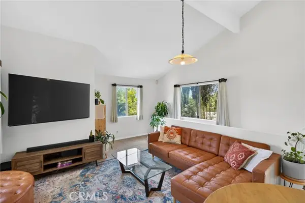 4542 San Andreas, Los Angeles, CA 90065