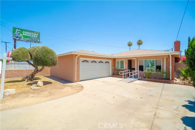 1738 Wilmington, Wilmington, CA 90744 - #1