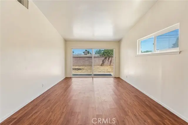 1051 Avenue J14, Lancaster, CA 93534 - #2