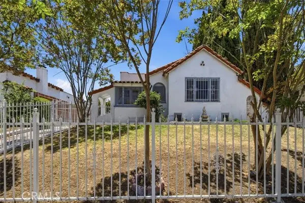 2136 75th Street, Los Angeles, CA 90047
