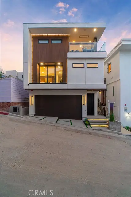 214 El Porto Street, Manhattan Beach, CA 90266 - #1