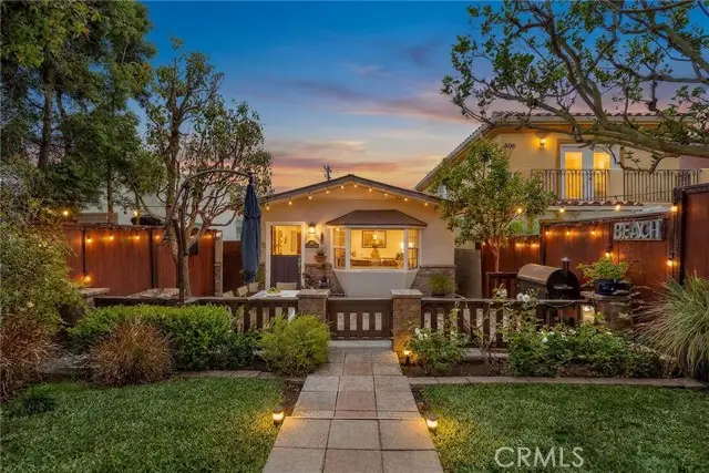 608 Rosecrans Avenue, Manhattan Beach, CA 90266 - #1