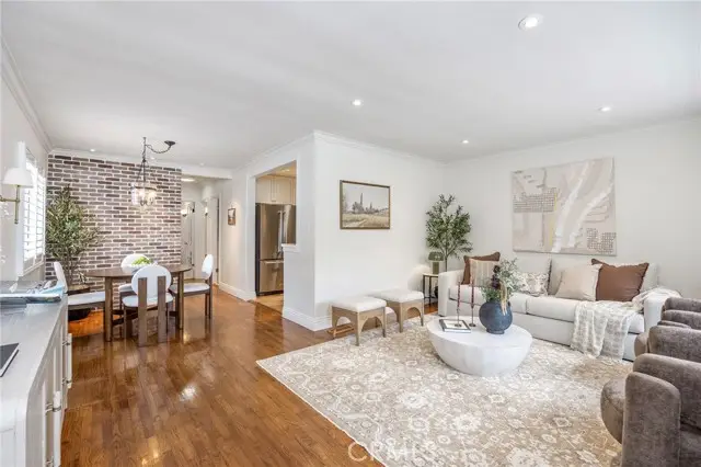 608 Rosecrans Avenue, Manhattan Beach, CA 90266 - #2